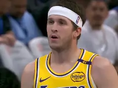 米乐官方入口- 艾顿11中10狂吃饼化身东契奇绝配 